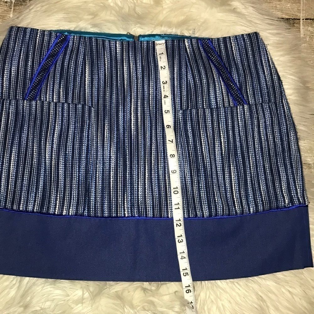 Tahari Blue Textured Stripe Mini Skirt - Picture 5 of 7